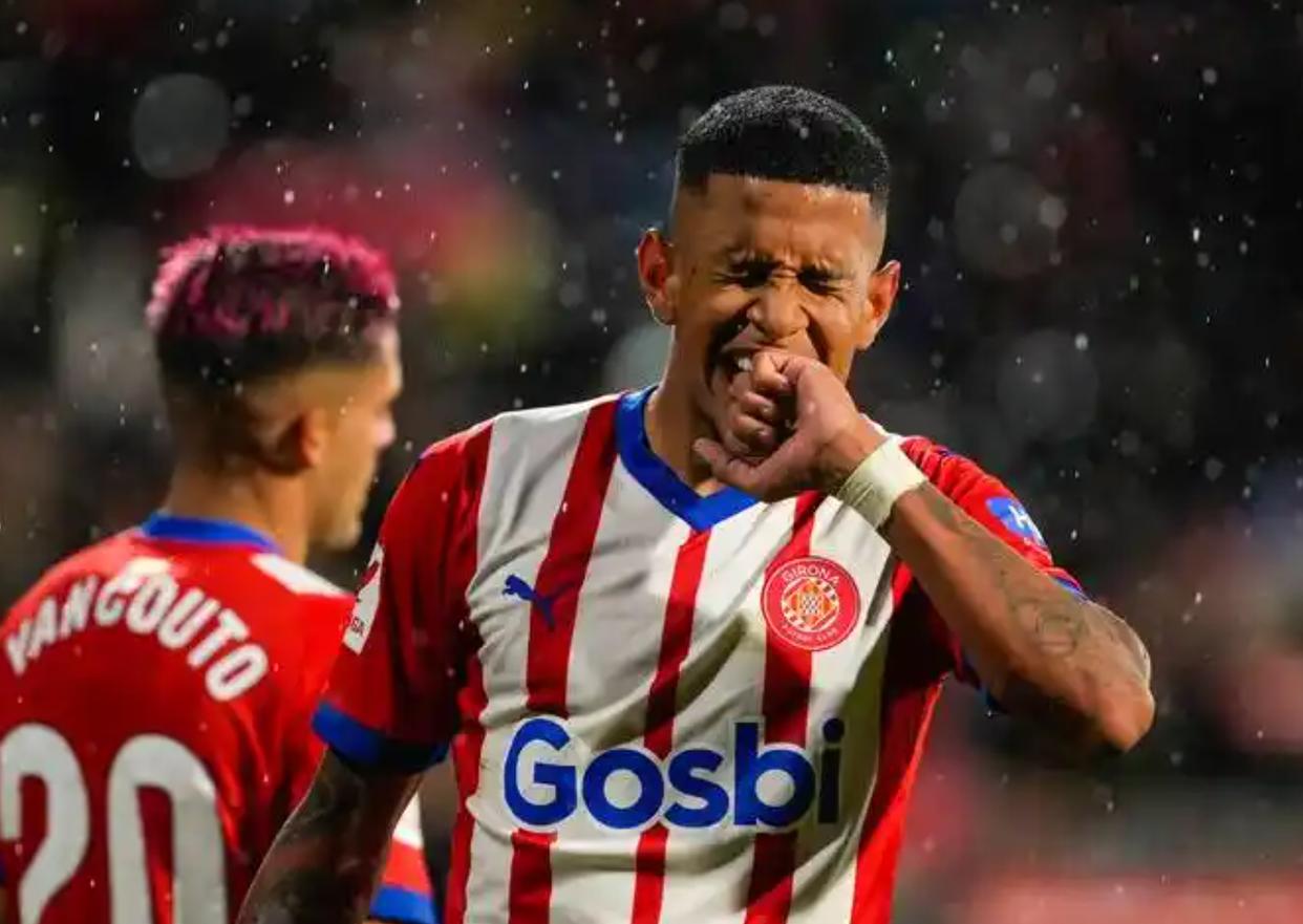 NG28瓦伦西亚围绕足总杯防线松动窗口期西汉姆备战英超，拉齐奥复出首秀备战德甲都惊呆了的简单介绍